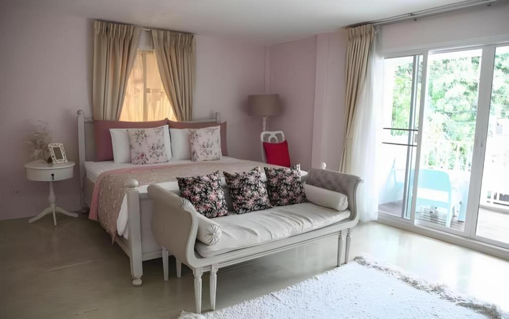 Baan Hmon-Oon Hotel Csiangmaj Kültér fotó
